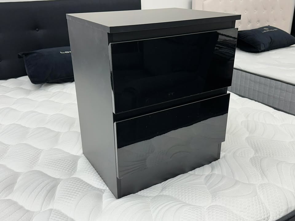 Queen Bed Suite + Tallboy + 2x Bedside + Shipping Fielding Included