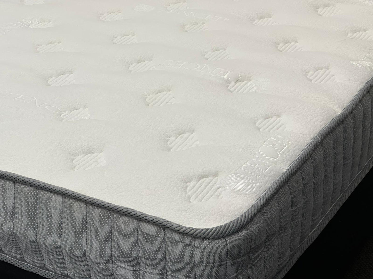 LATEX POCKET SPRING MATTRESS