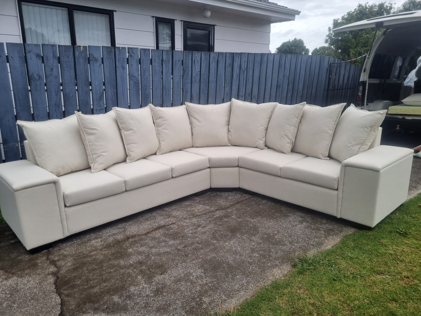 CASEY CORNER SOFA