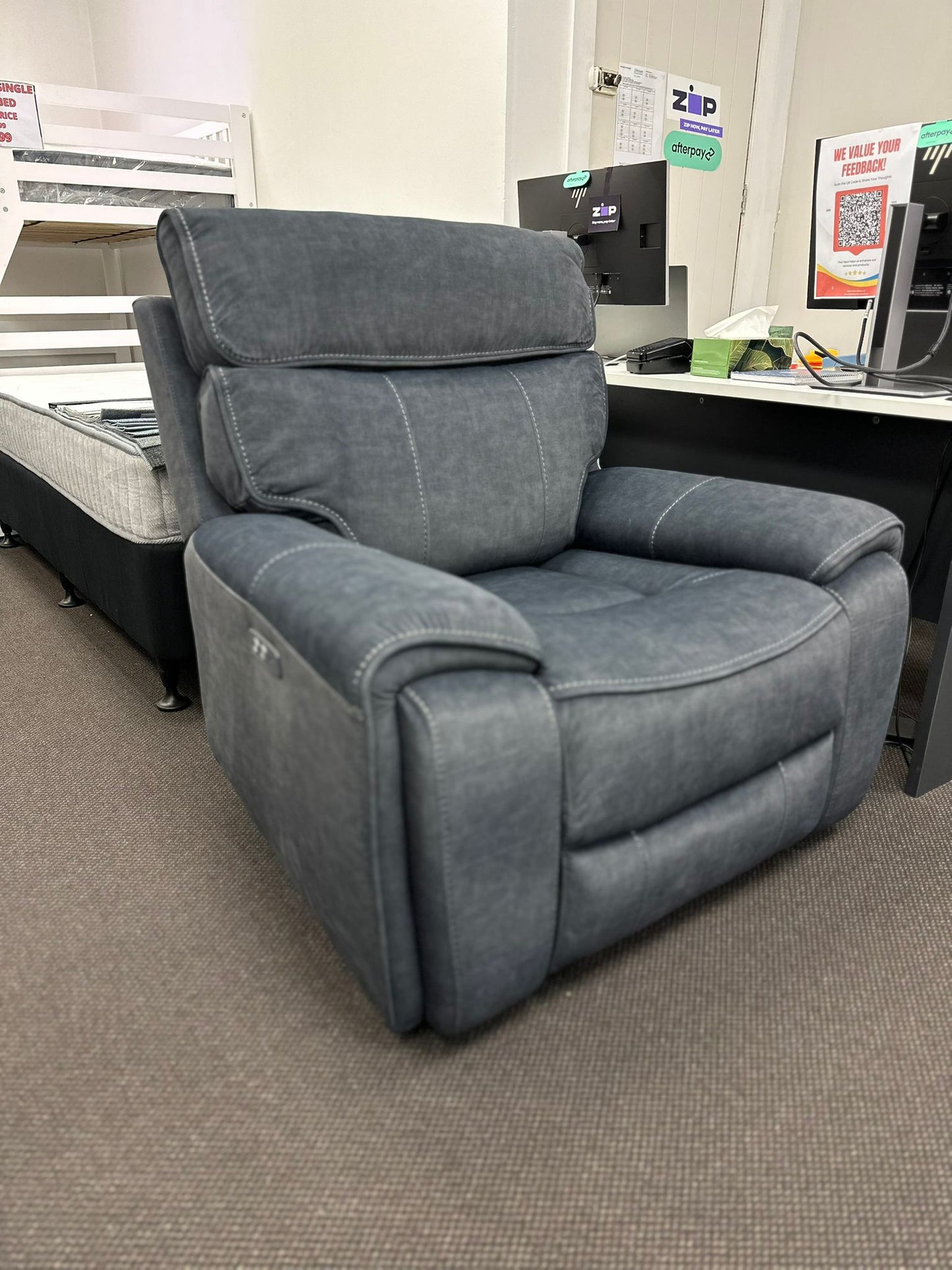 Aaron Electric Recliner Lounge Suite