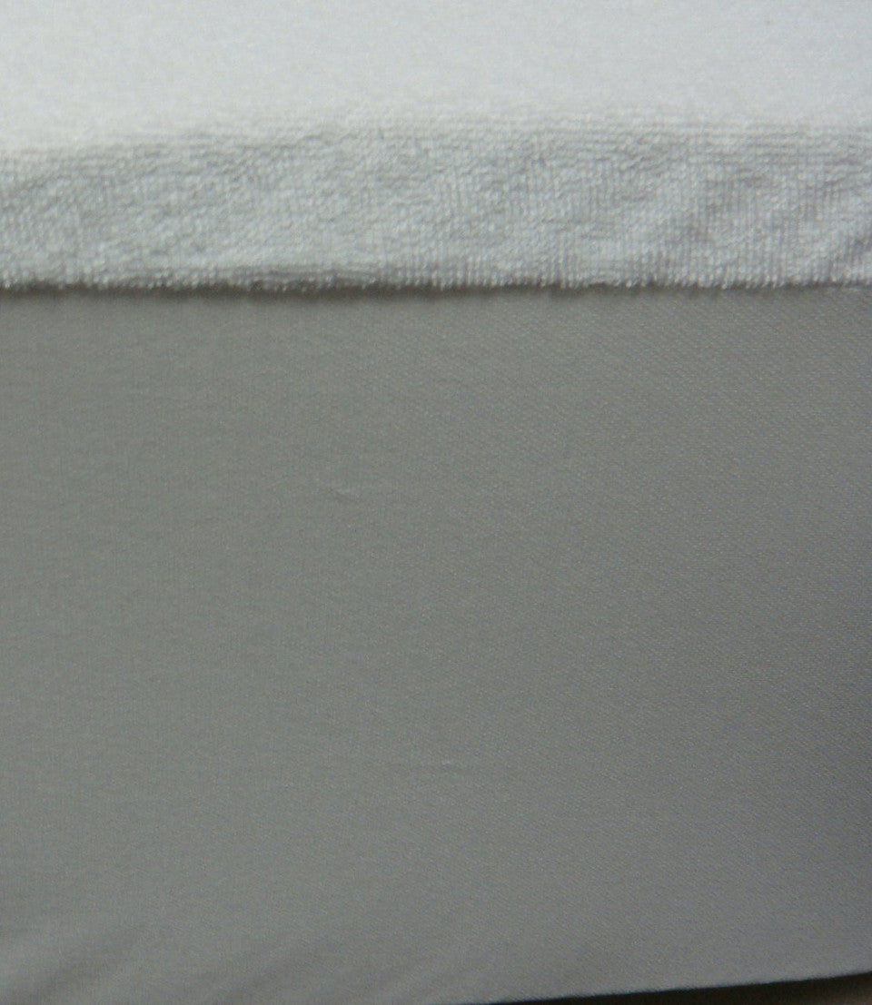 DryLife(R) Waterproof Mattress Protector
